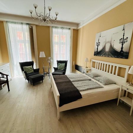 Academy Home - Elegant Place Next To The Parliament Budapest Exterior foto