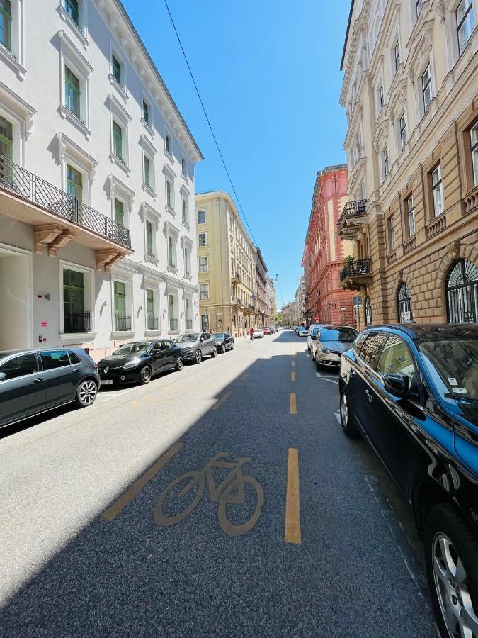 Academy Home - Elegant Place Next To The Parliament Budapest Exterior foto