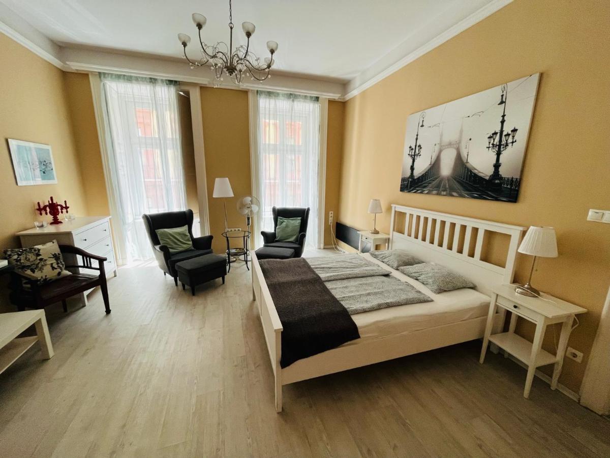 Academy Home - Elegant Place Next To The Parliament Budapest Exterior foto